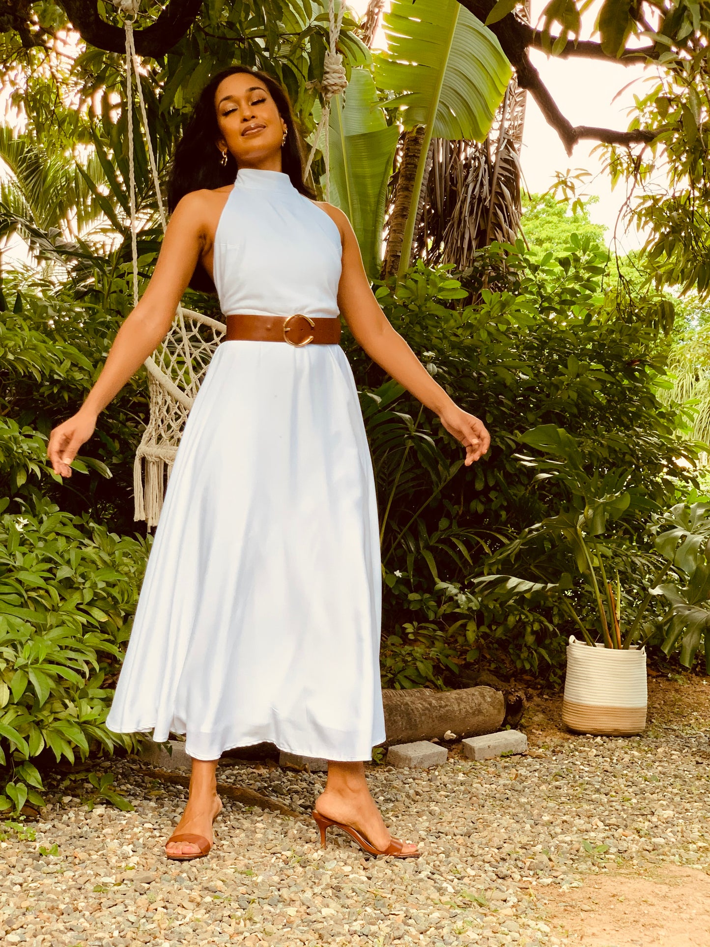 Mello White Dress Midi (Loose fit)