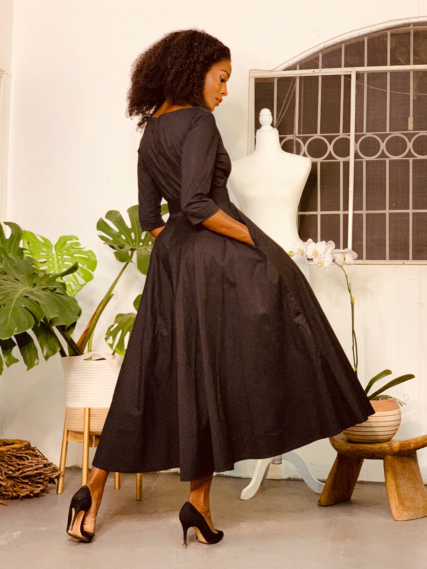 Boat Neck Swing Dress Black